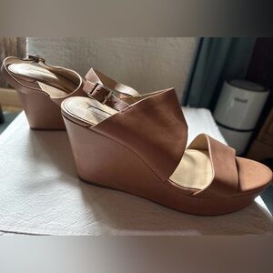 ANTONIO MELANI Tan Leather Wedge Sandals